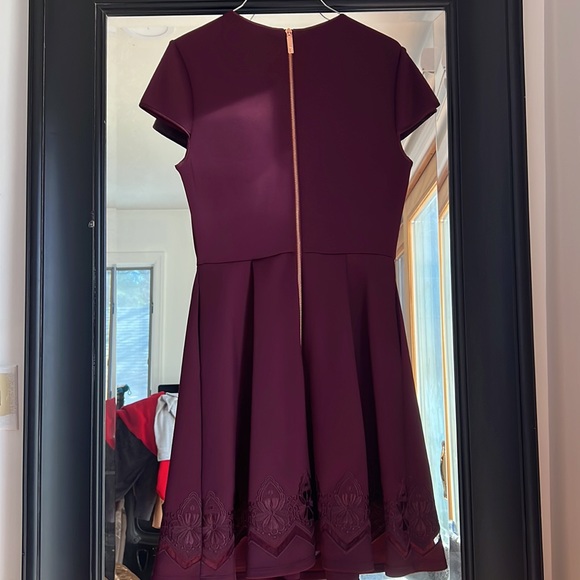 Ted Baker- Beautiful Embroidered Burgundy Dress - Picture 3 of 7